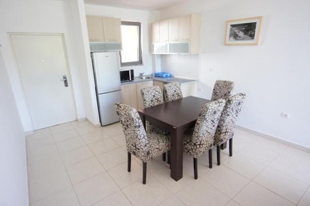 בודווה Apartments Becici Sunset מראה חיצוני תמונה