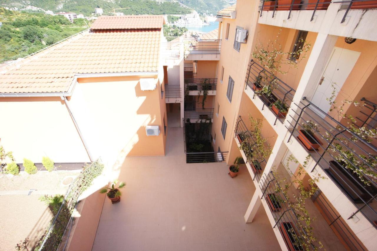 בודווה Apartments Becici Sunset מראה חיצוני תמונה