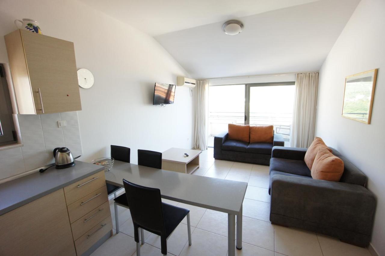 בודווה Apartments Becici Sunset מראה חיצוני תמונה